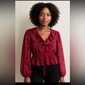 Steve Madden Chiffon Blouse NWOT 🫶